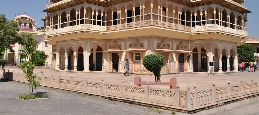 Best Photography Spots Inside the city Palace jaipur