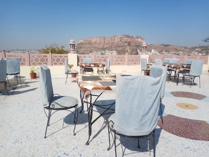 Wonder View Rooftop Restaurant